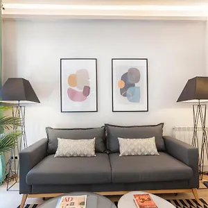 https://mit-house-iriarte-en-madrid.besthotelstoledo.com