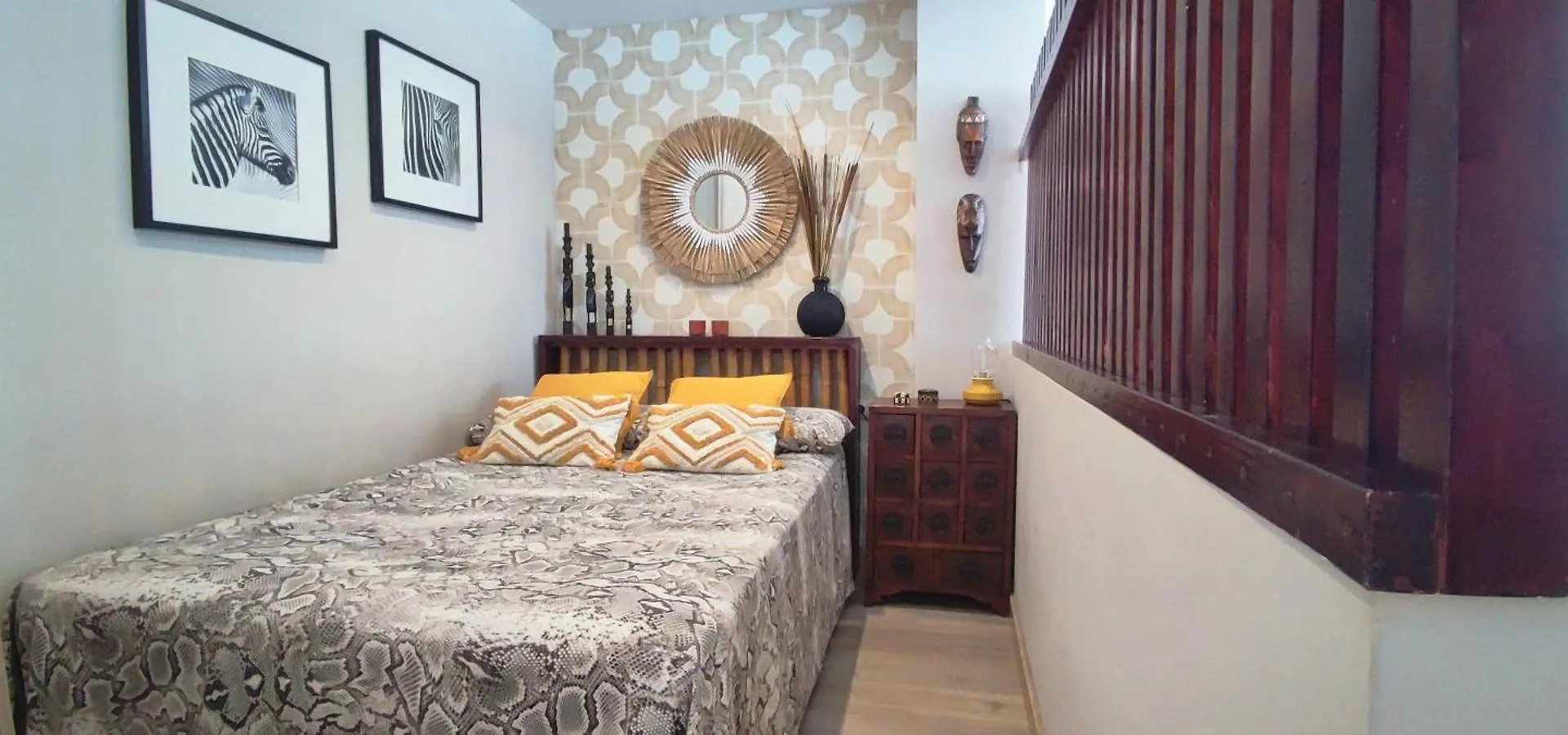 La Carihuela Ethnic Apartment Torremolinos 0*,  Spain